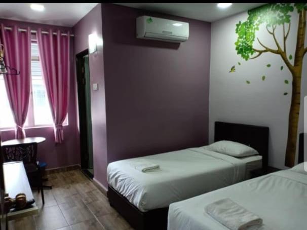 Purple Dream Home Teluk Panglima Garang Oda fotoğraf